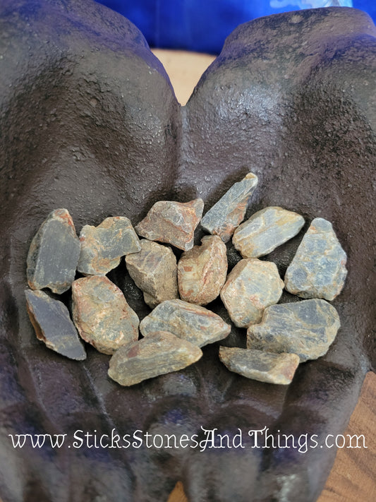 Sapphire rough stone 1 inch