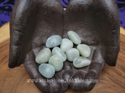 Green Aventurine Tumbled Stone 1 inch