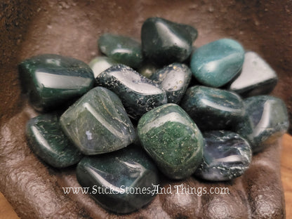 Moss Agate Tumbled Stones 1 inch