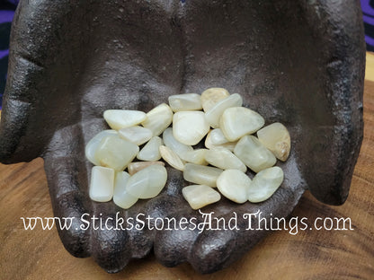 Moonstone Tumbled Stone .75 inch