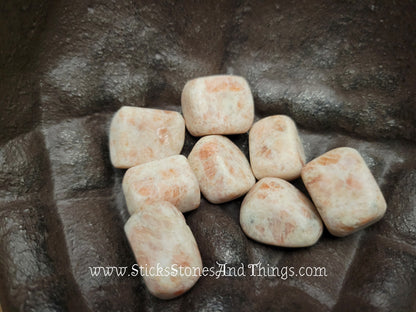 Sunstone Tumbled Stones .75 inch