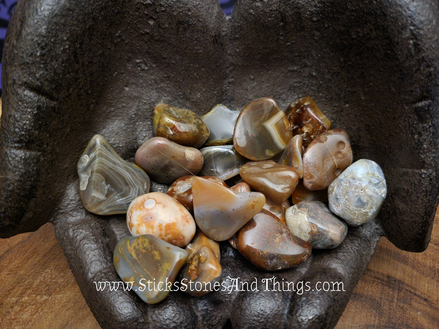 Mixed Agate Tumbled Crystal 1 inch