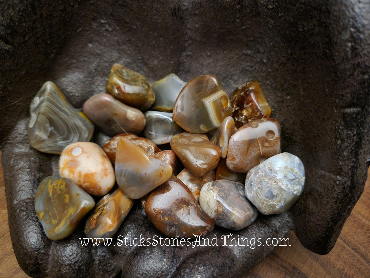 Mixed Agate Tumbled Crystal 1 inch