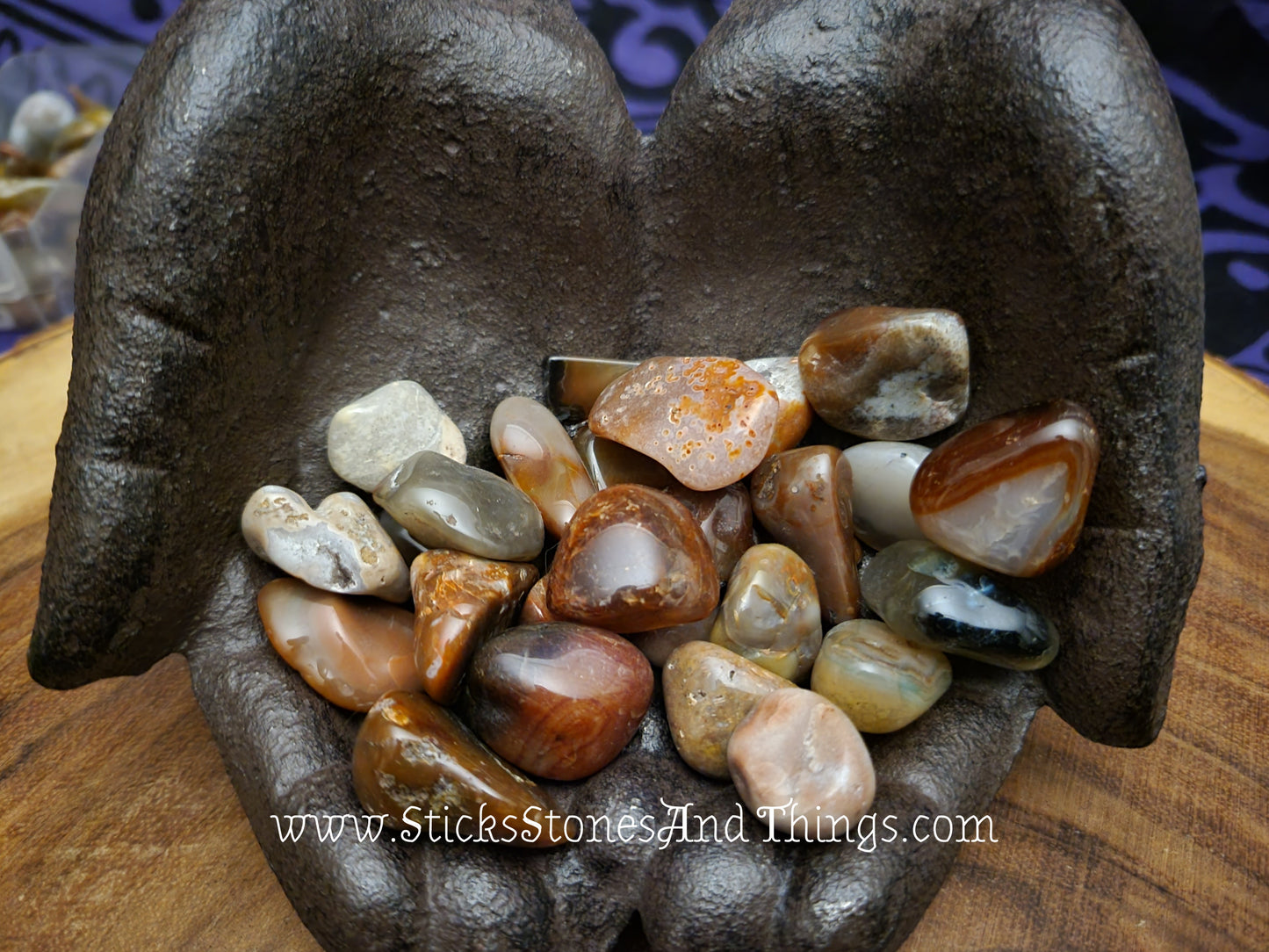 Mixed Agate Tumbled Crystal 1 inch