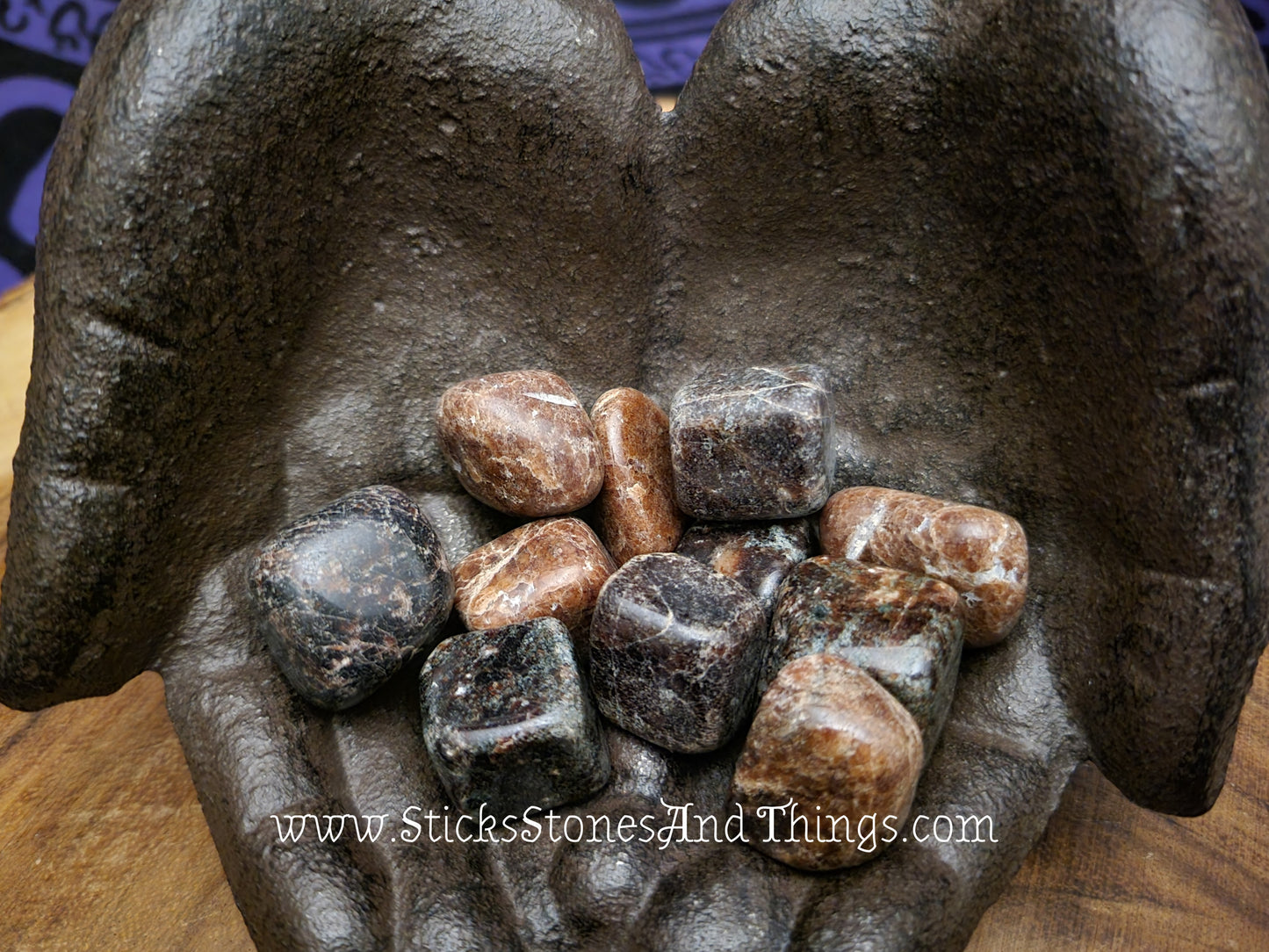 Garnet Tumbled Crystal 1 inch