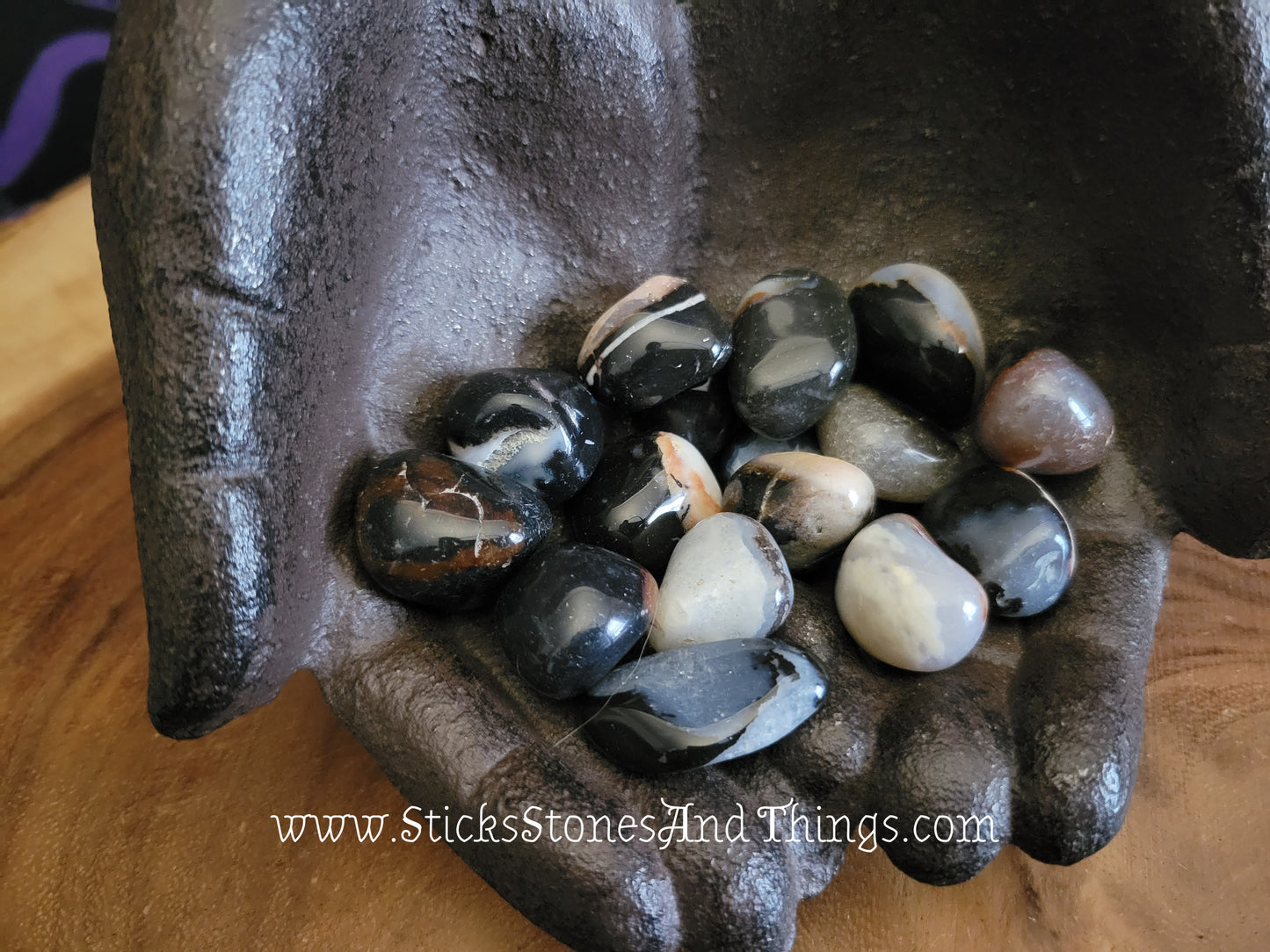 Black Sardonyx Tumbled Stone .75-1 inches