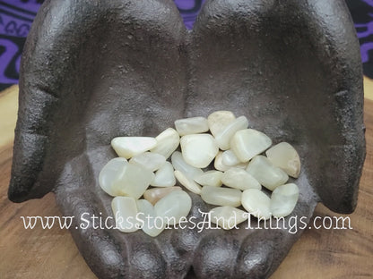 Moonstone Tumbled Stone .75 inch