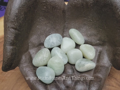 Green Aventurine Tumbled Stone 1 inch