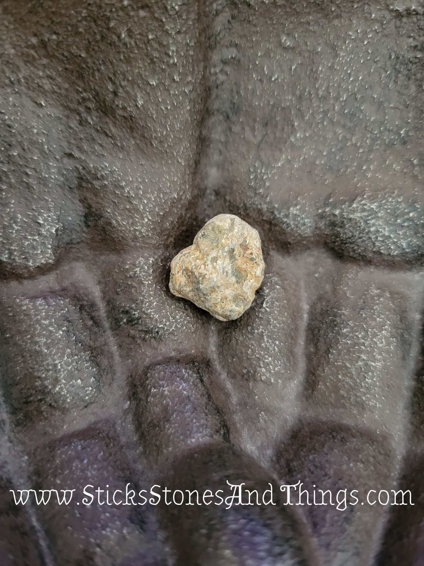 Blue Sapphire rough stone .5 inches