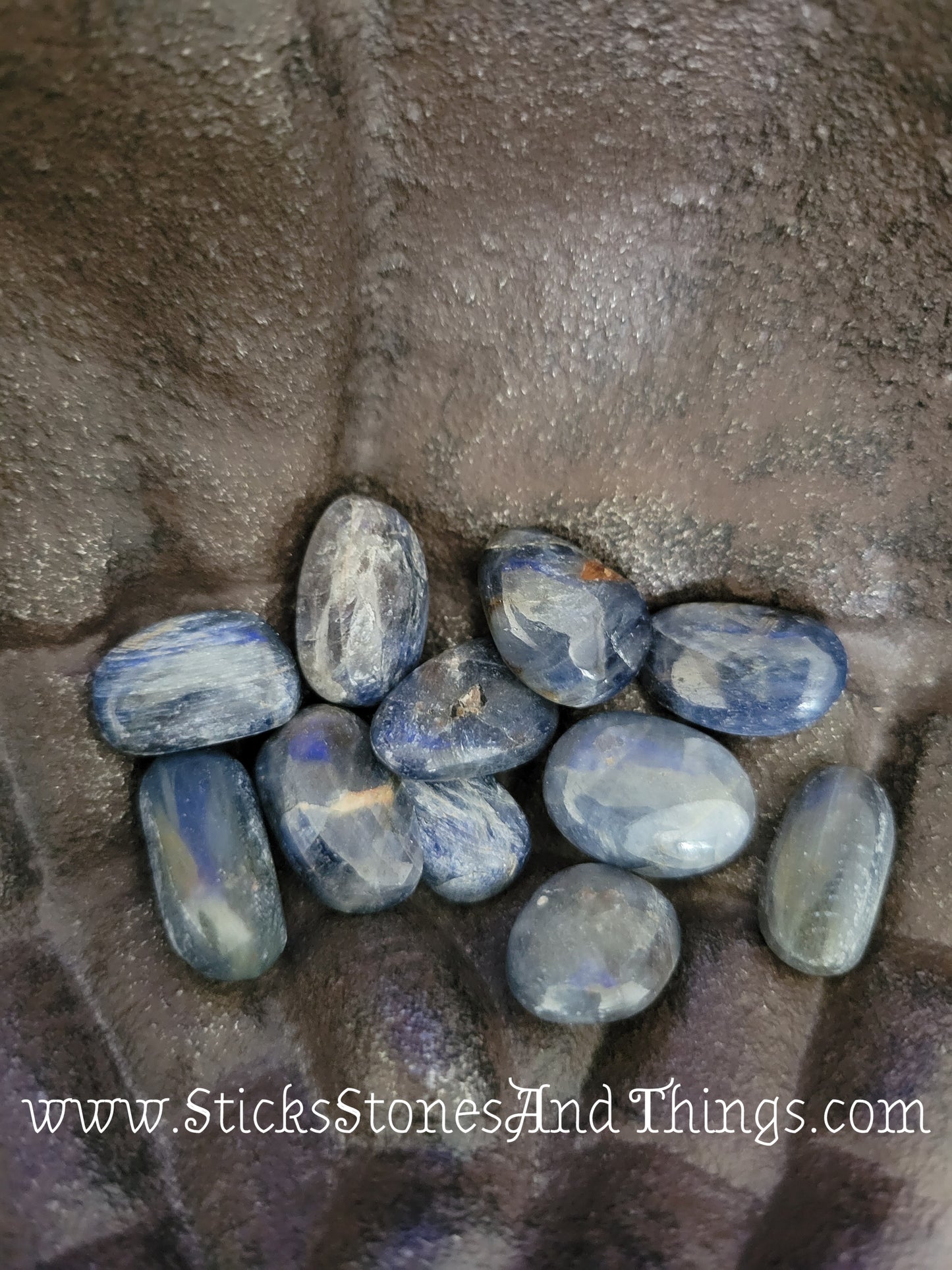 Blue Sapphire A grade tumbled stone .75 inches
