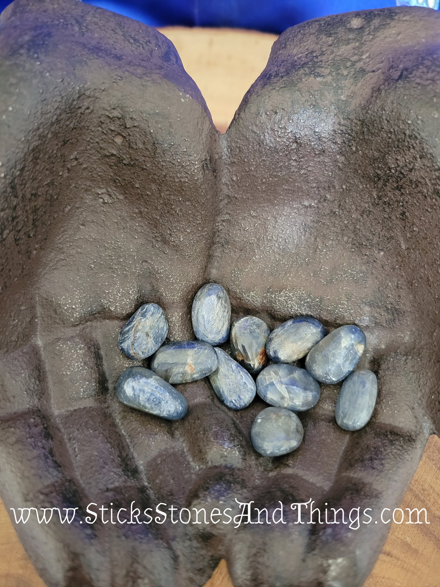 Blue Sapphire A grade tumbled stone .75 inches