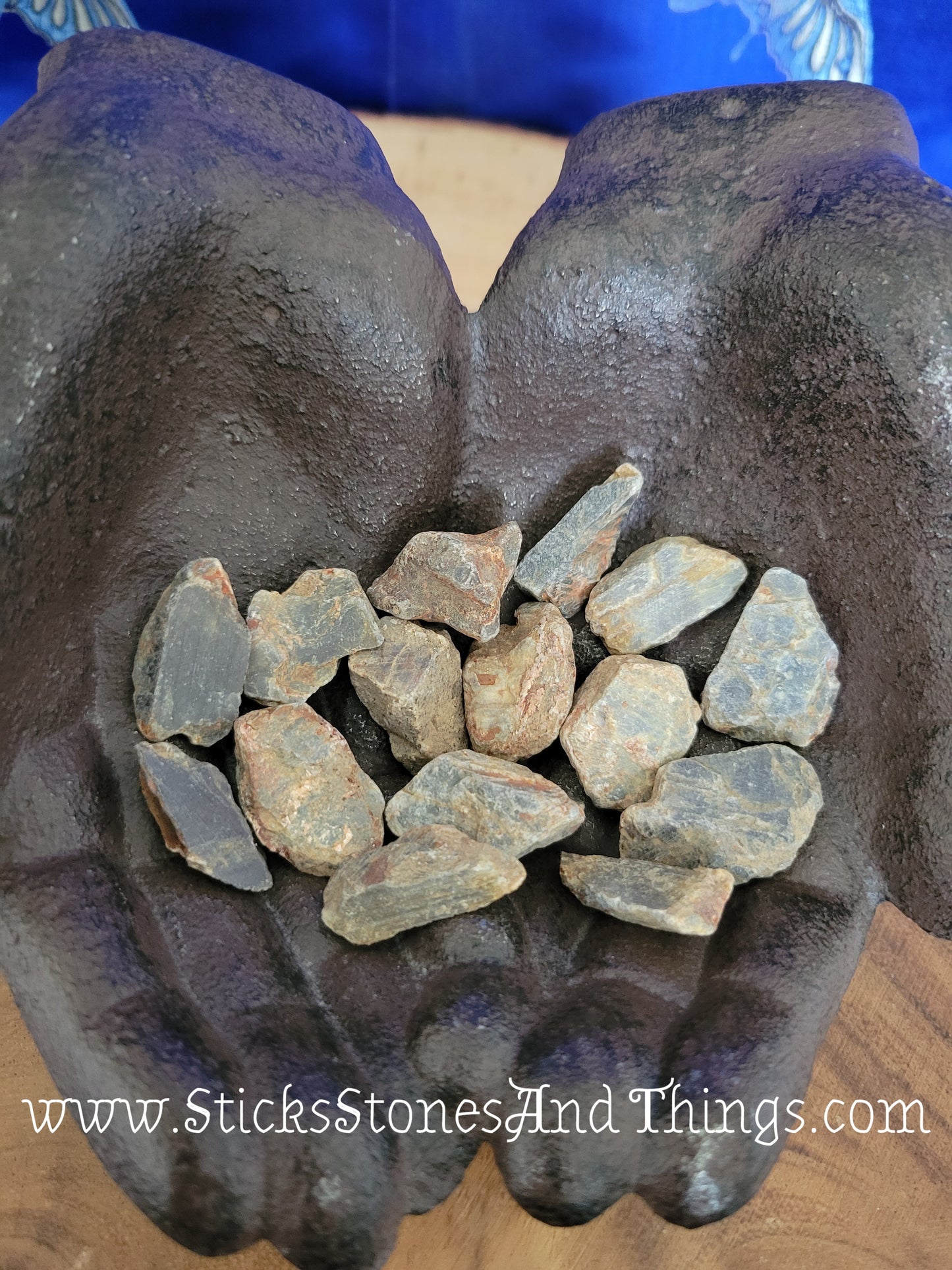 Sapphire rough stone 1 inch