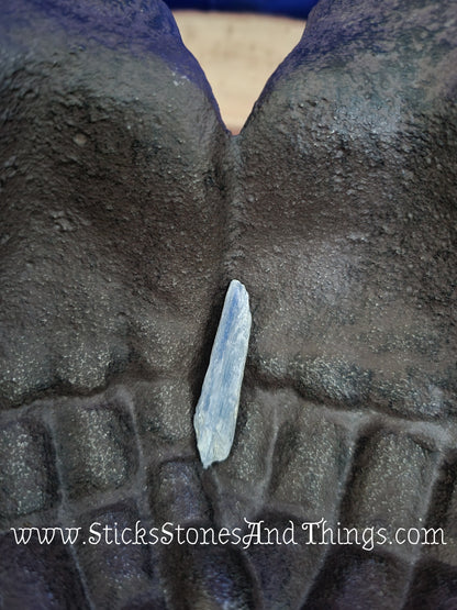 Blue Kyanite Blade rough stone 1-1.5 inches