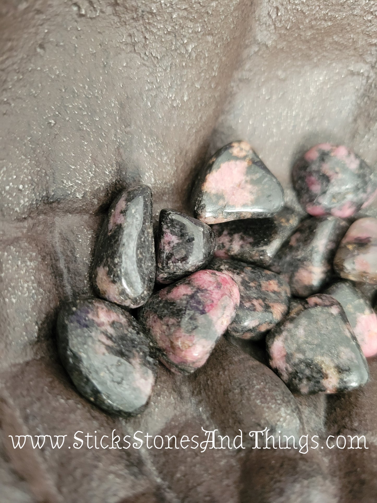 Rhodonite tumbled stone .75-1 inch