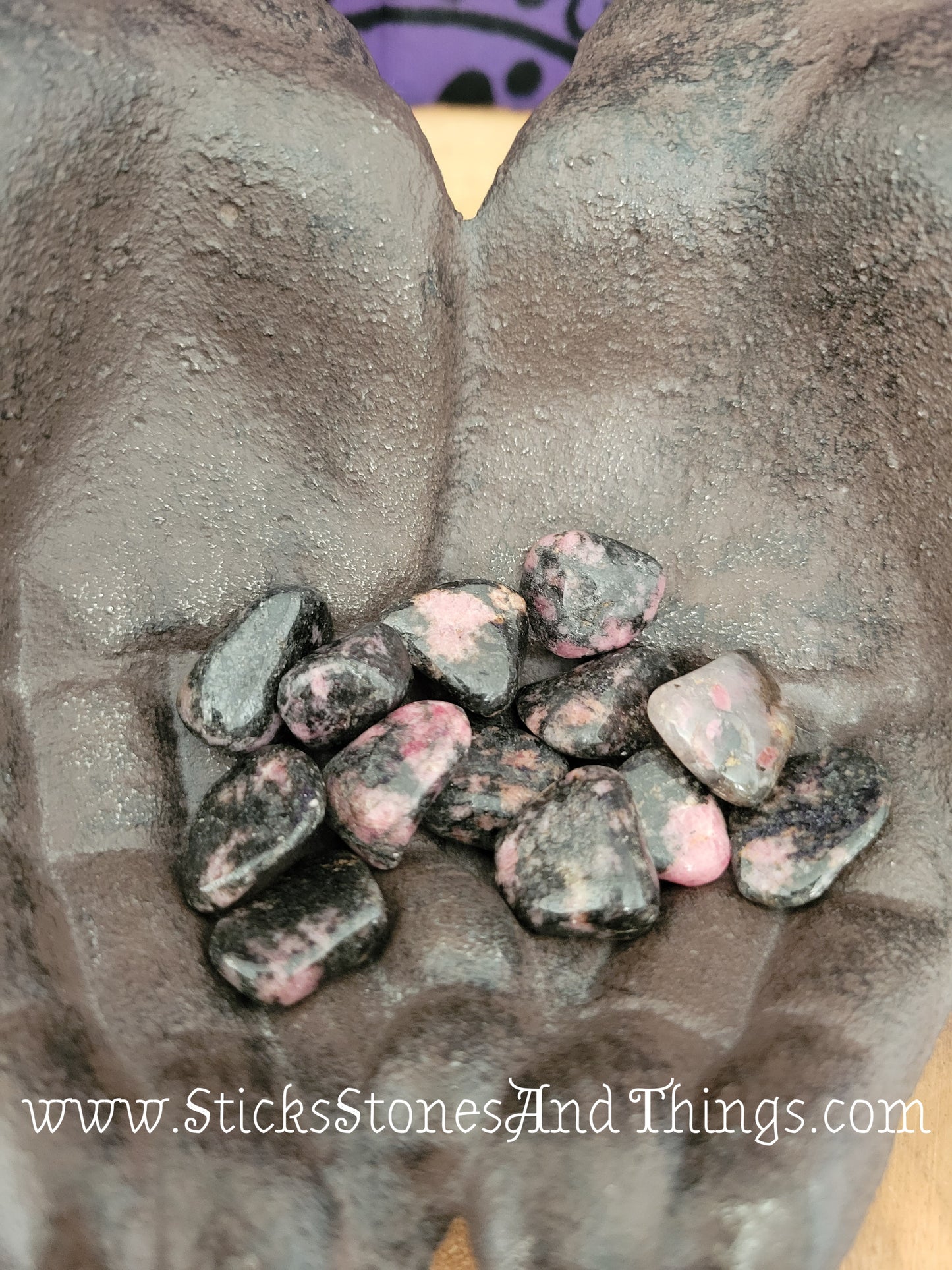 Rhodonite tumbled stone .75-1 inch