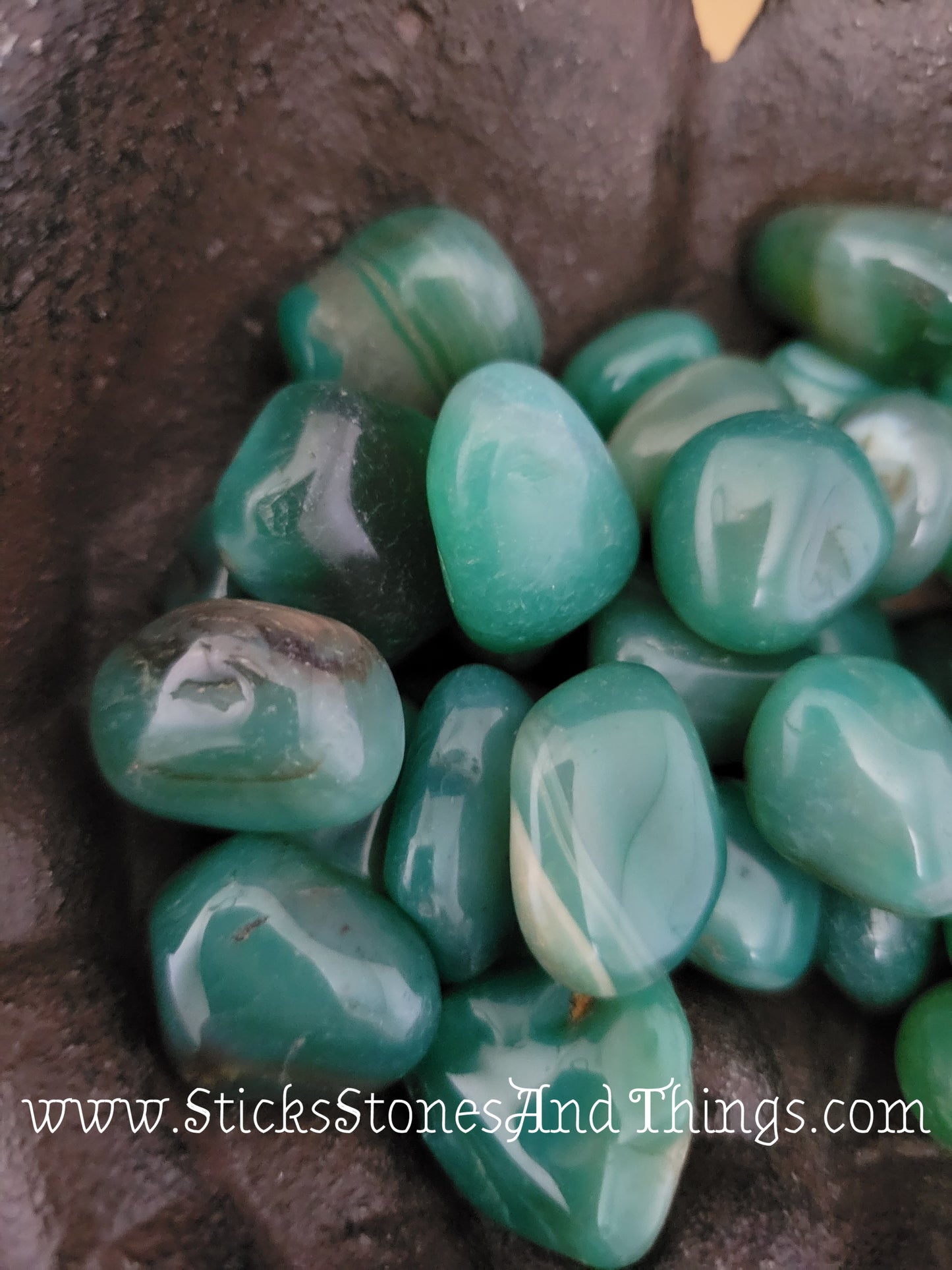 Green Agate tumbled stone .75 inch