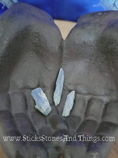 Blue Kyanite Blade rough stone 1-1.5 inches